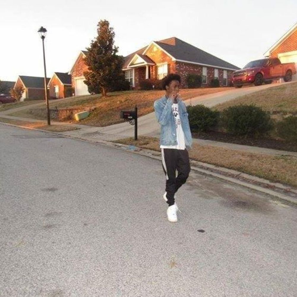 Meet your Posher, Jaundez